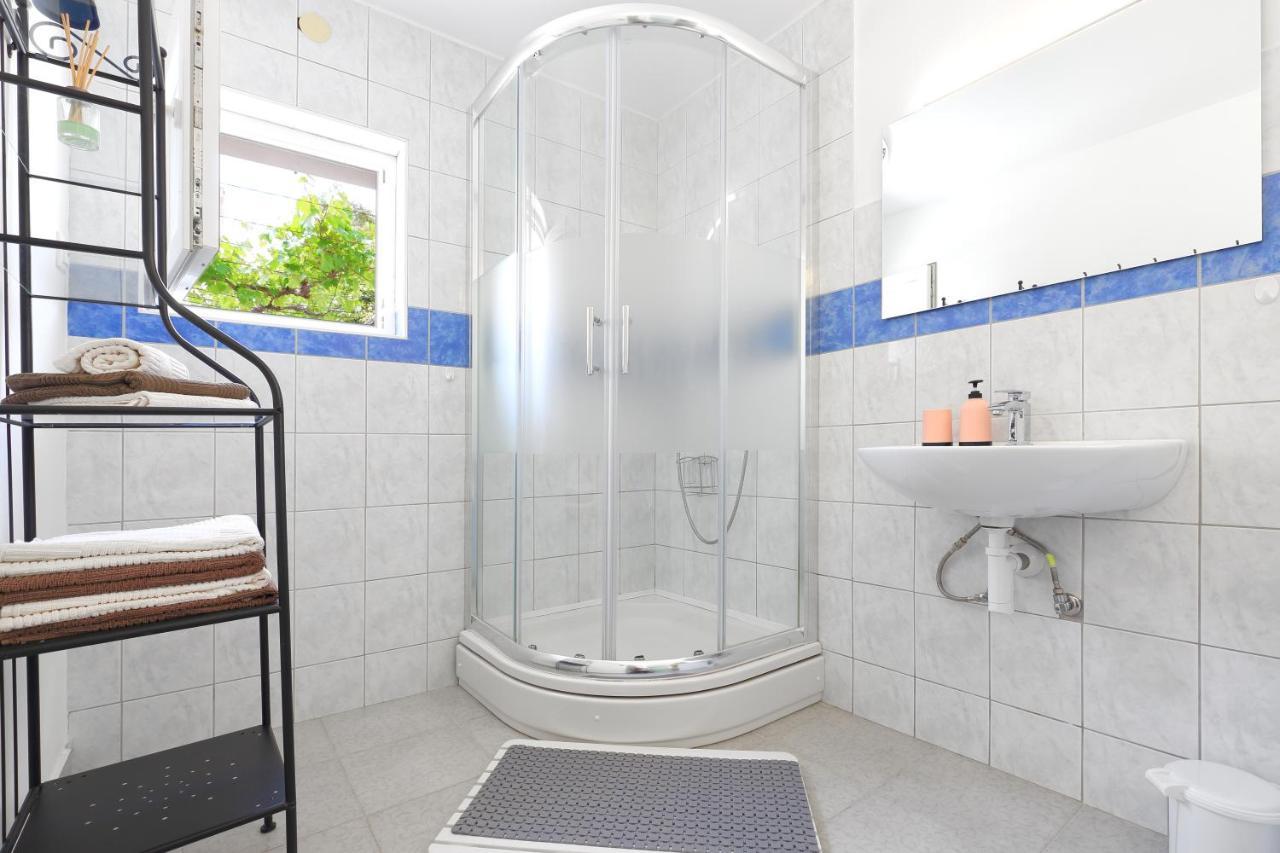 Apartman Don Pag Town Dış mekan fotoğraf