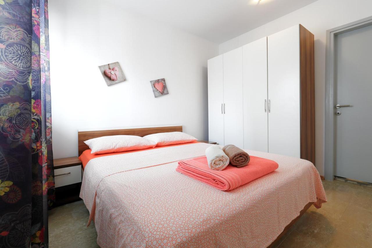 Apartman Don Pag Town Dış mekan fotoğraf